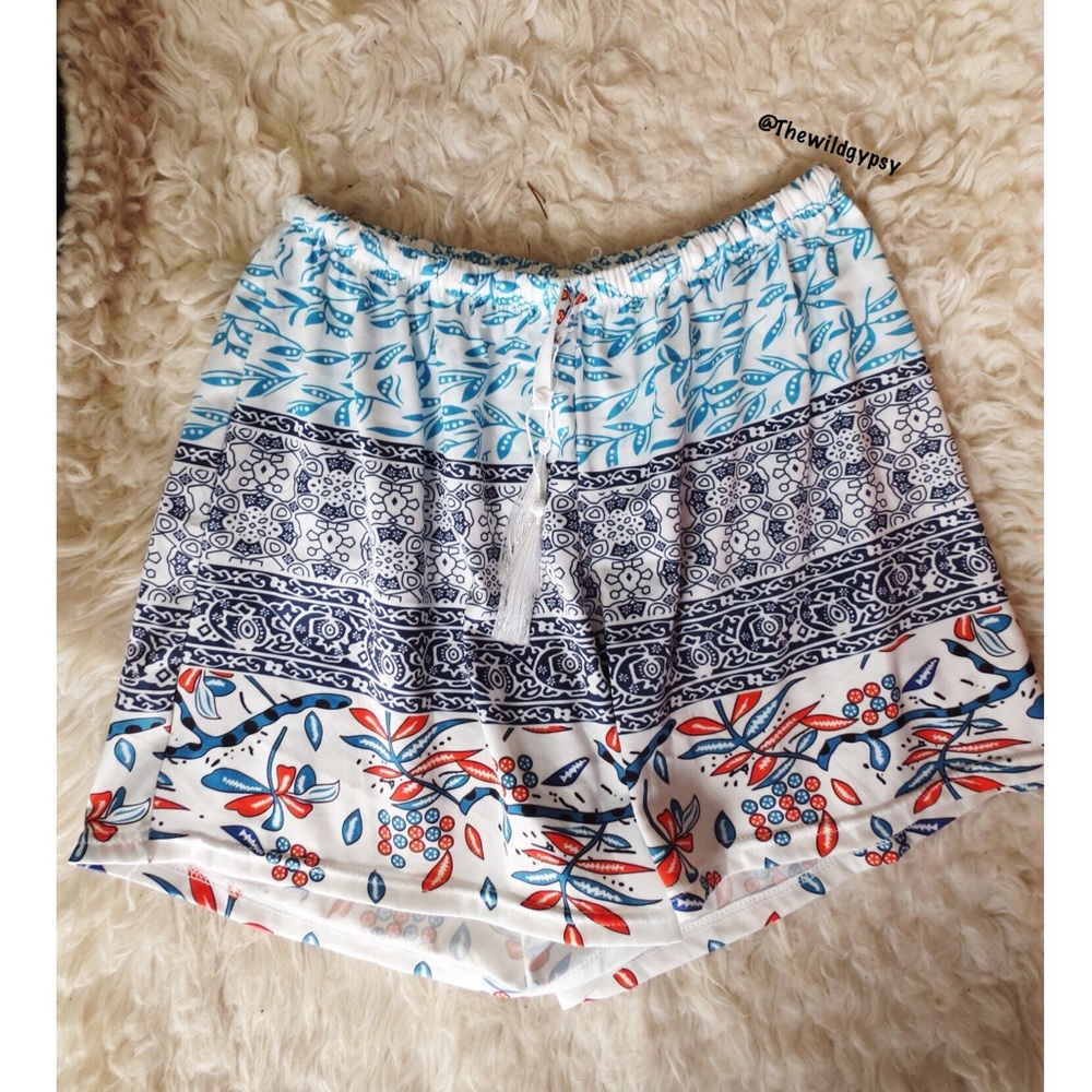 NWOT | Bohemian lounge shorts 🌿 - Picture 4 of 5